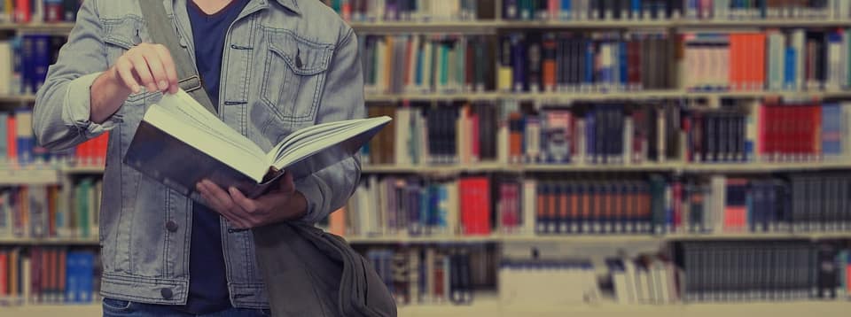 Bienvenida a la Universidad: Orientación para Estudiantes Internacionales
